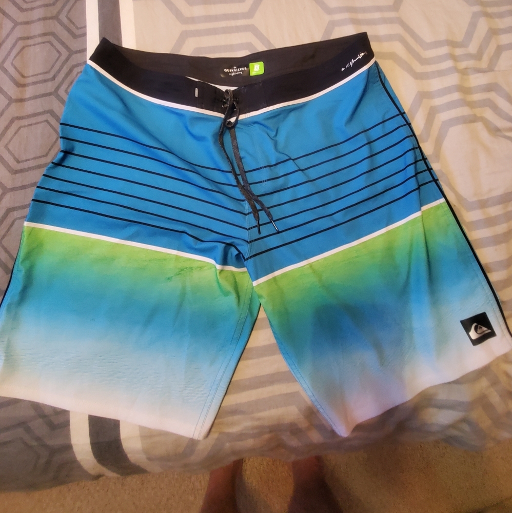 Mens quicksilver swim trunks